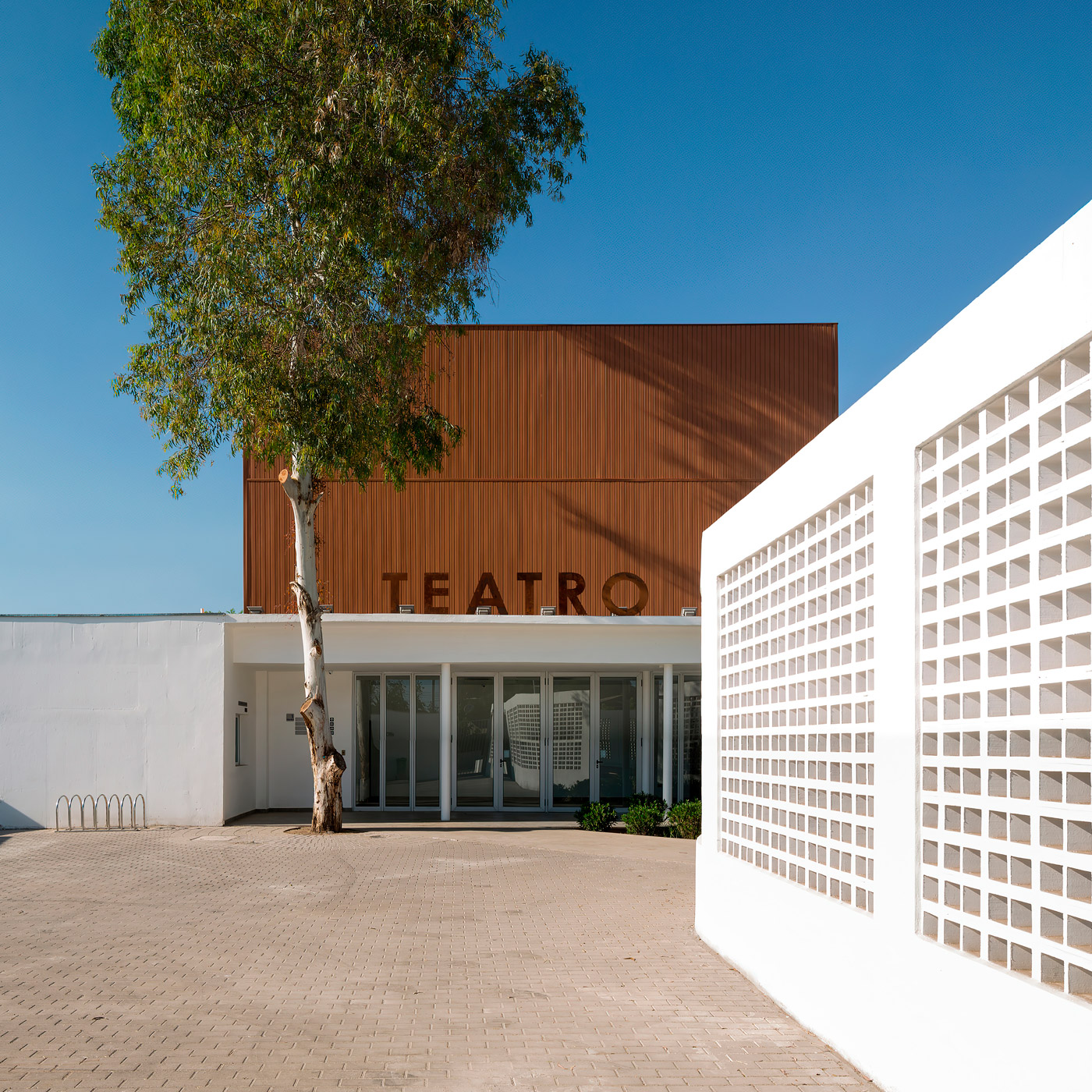 Centro cultural lampa utilizó quiebravista cerámica santiago