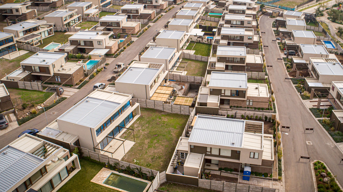 Condominio Chamisero utilizó enchape cerámica santiago