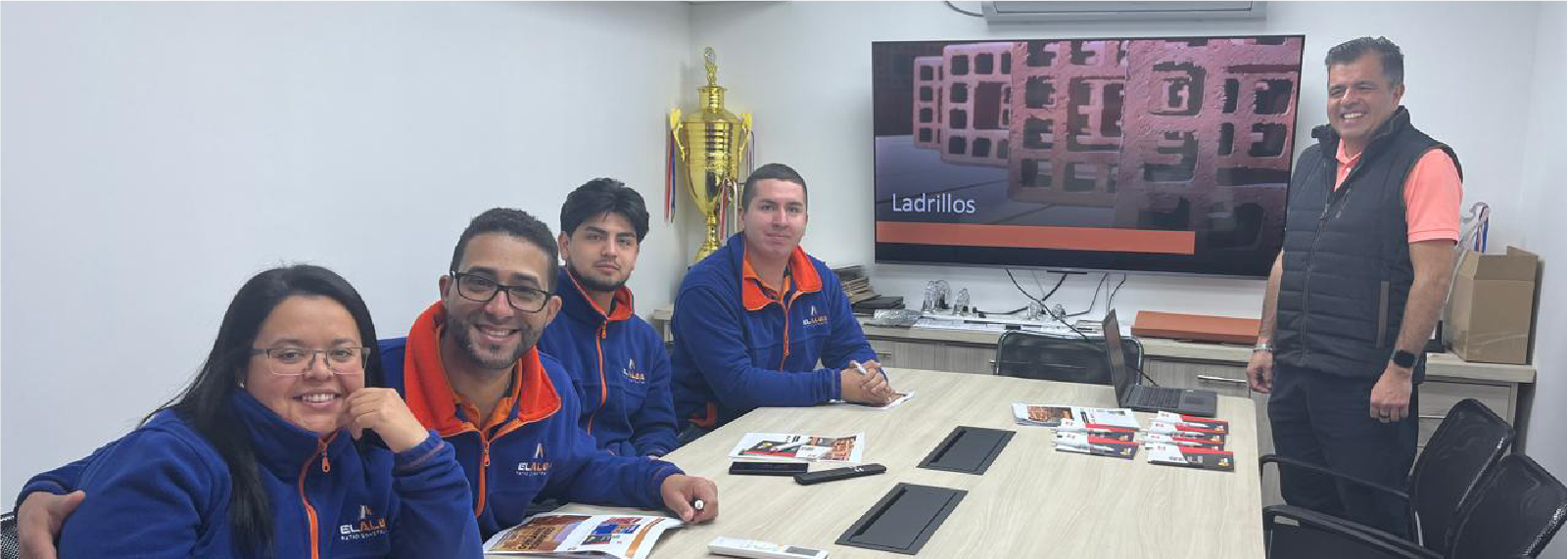 capacitacion-construccion_ferreteria-el-alba_ceramica-santiago_banner-pc Ceramica Santiago